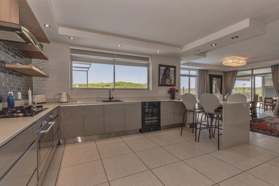 4 Bedroom Property for Sale in Sunset Beach Western Cape